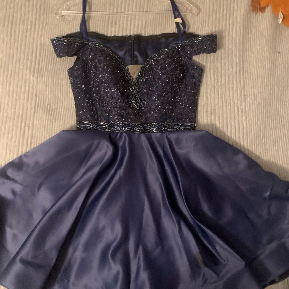 Elegant Navy Blue Off-Shoulder Dress